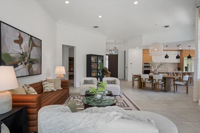 2651 Players Court, Wellington, FL 33414