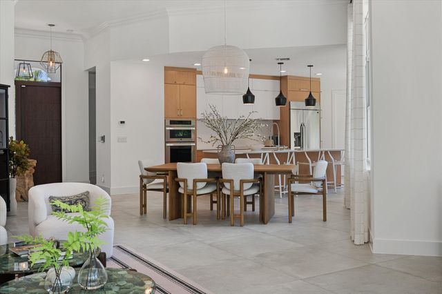 2651 Players Court, Wellington, FL 33414