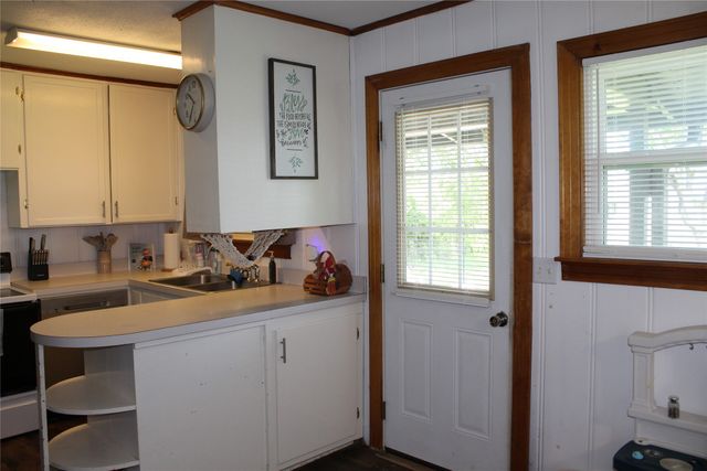 209 Pennsylvania Avenue, Graham, TX 76450