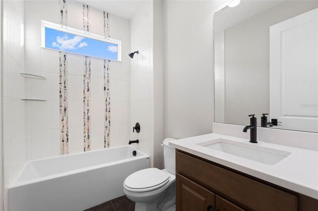 1617 BELLAGIO LOOP, Tavares, FL 32778