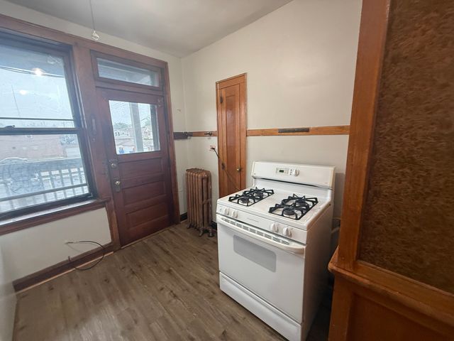 3151 N Long Avenue 2, Chicago, IL 60641