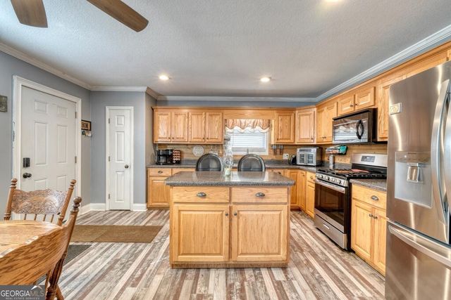 525 Tay Walk Way, Hiawassee, GA 30546