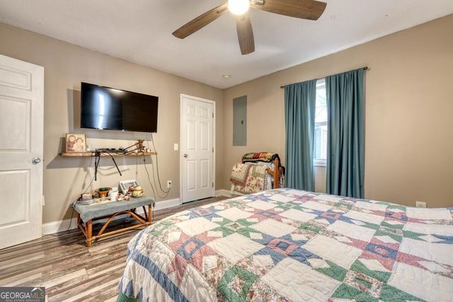 525 Tay Walk Way, Hiawassee, GA 30546