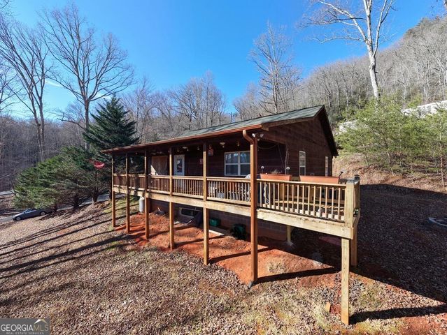 525 Tay Walk Way, Hiawassee, GA 30546