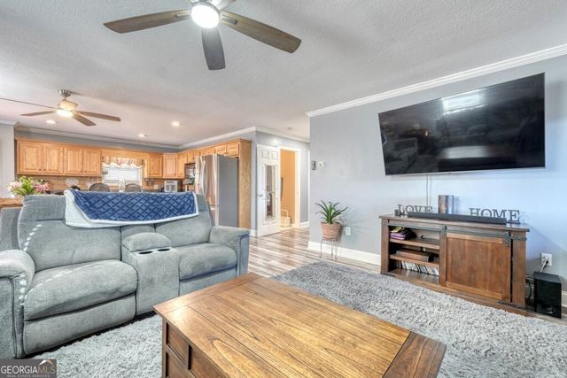 525 Tay Walk Way, Hiawassee, GA 30546