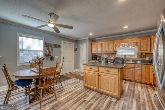 525 Tay Walk Way, Hiawassee, GA 30546