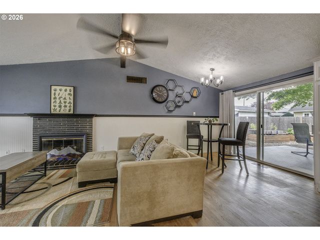 11470 Sw 14TH St, Beaverton, OR 97005