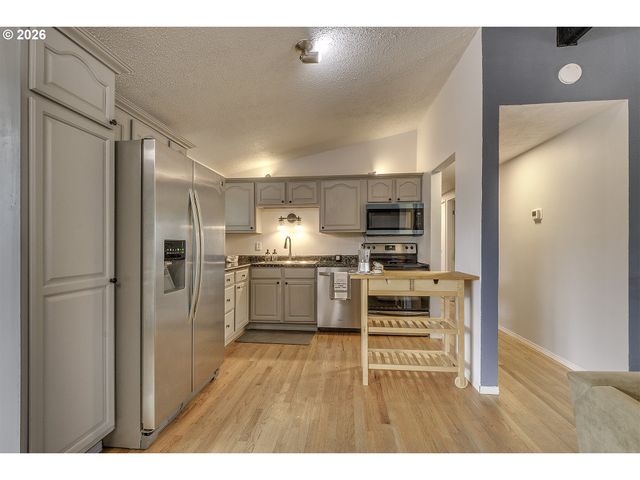 11470 Sw 14TH St, Beaverton, OR 97005