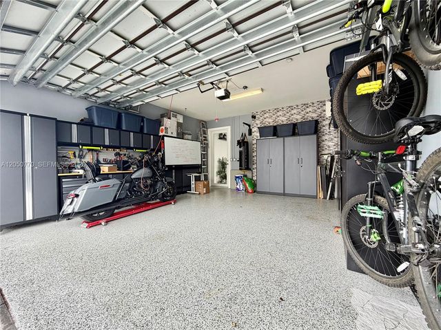 6415 NW 105th Ct 6415, Doral, FL 33178