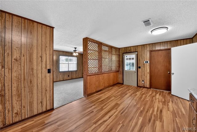 11299 Kindling, Northport, AL 35475