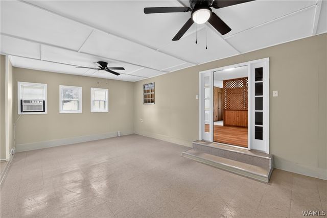 11299 Kindling, Northport, AL 35475