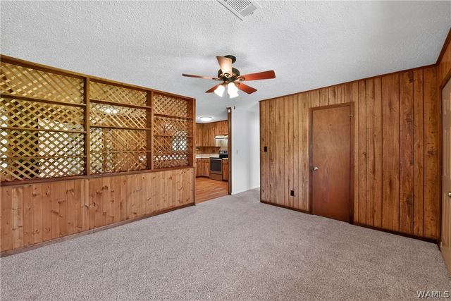 11299 Kindling, Northport, AL 35475
