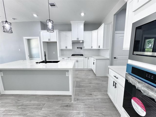 1306 Road 6604, Dayton, TX 77535