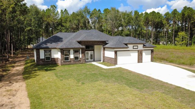 1306 Road 6604, Dayton, TX 77535