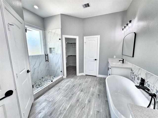 1306 Road 6604, Dayton, TX 77535