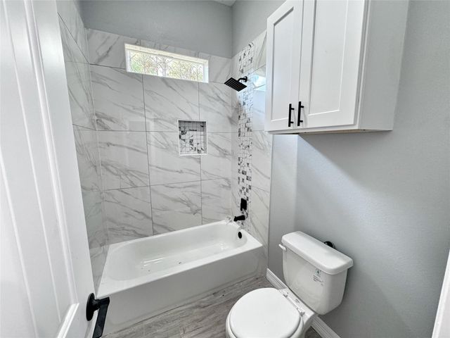1306 Road 6604, Dayton, TX 77535