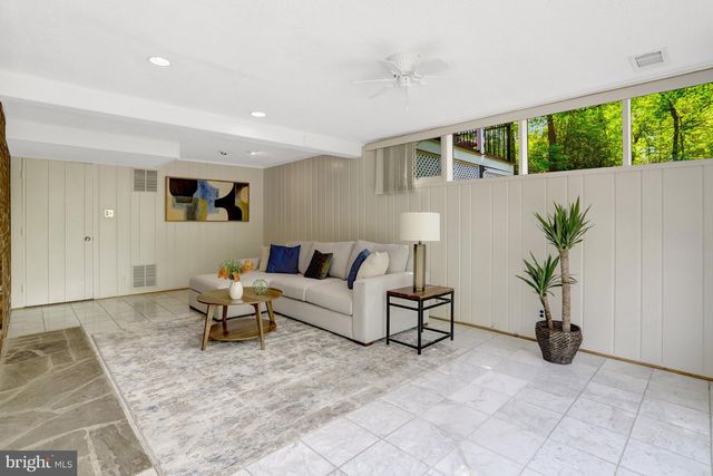 7413 REBECCA DR, Alexandria, VA 22307