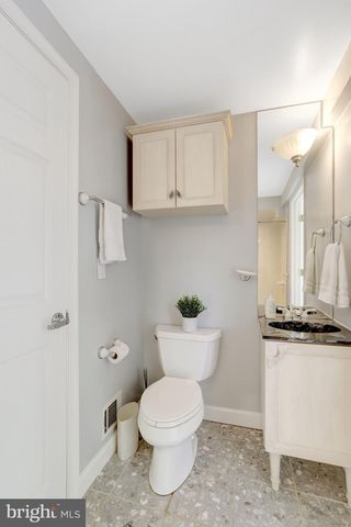7413 REBECCA DR, Alexandria, VA 22307