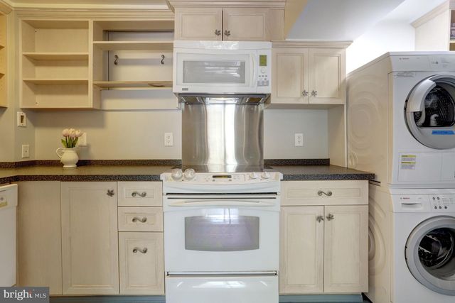 7413 REBECCA DR, Alexandria, VA 22307