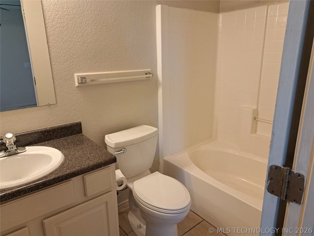 1109 W 24th Street N, Claremore, OK 74017