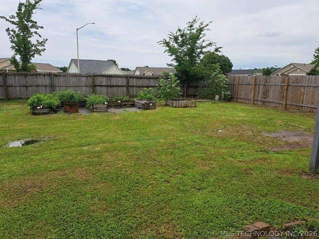 1109 W 24th Street N, Claremore, OK 74017