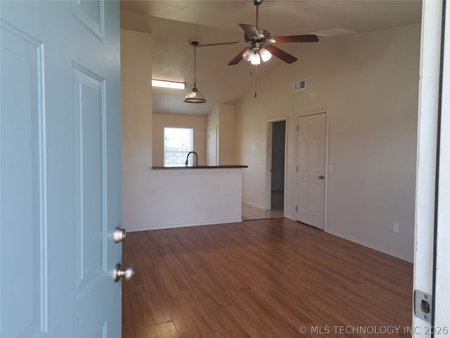 1109 W 24th Street N, Claremore, OK 74017