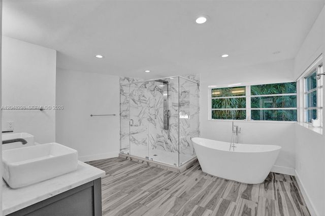 19260 NE 22nd Ave, North Miami Beach, FL 33180