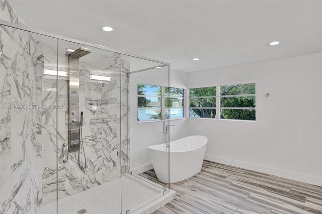 19260 NE 22nd Ave, North Miami Beach, FL 33180