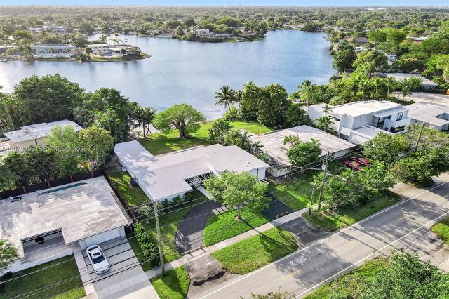 19260 NE 22nd Ave, North Miami Beach, FL 33180