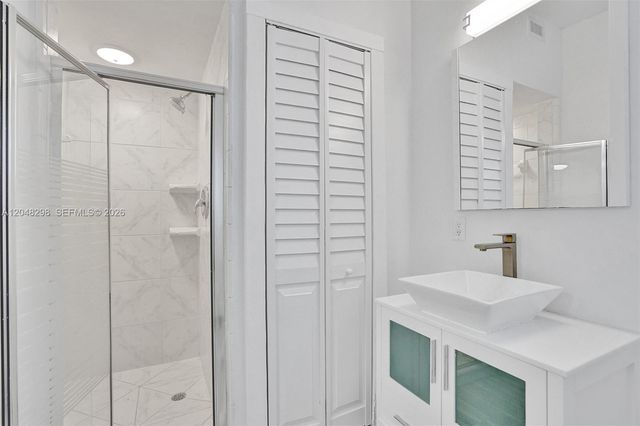19260 NE 22nd Ave, North Miami Beach, FL 33180