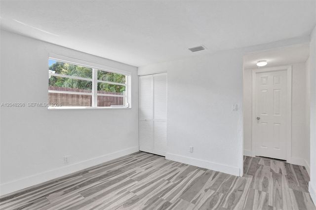 19260 NE 22nd Ave, North Miami Beach, FL 33180