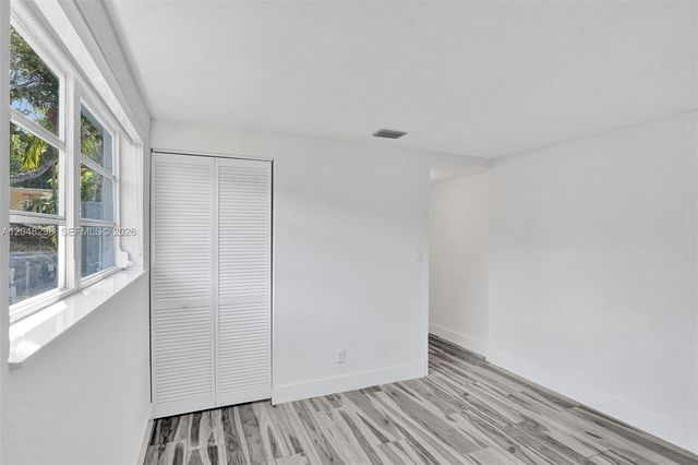19260 NE 22nd Ave, North Miami Beach, FL 33180