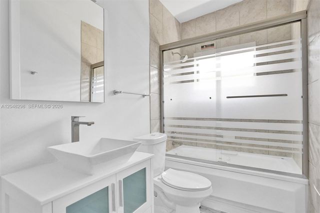 19260 NE 22nd Ave, North Miami Beach, FL 33180
