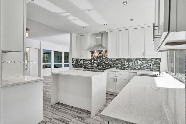 19260 NE 22nd Ave, North Miami Beach, FL 33180