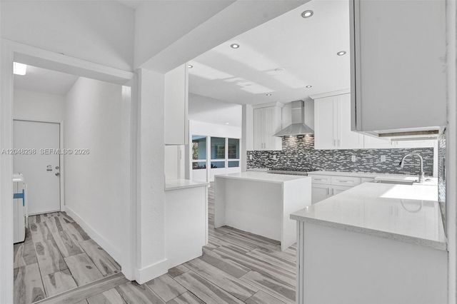 19260 NE 22nd Ave, North Miami Beach, FL 33180