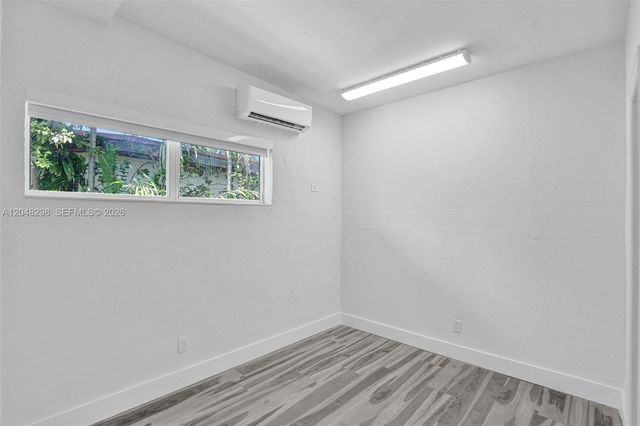 19260 NE 22nd Ave, North Miami Beach, FL 33180
