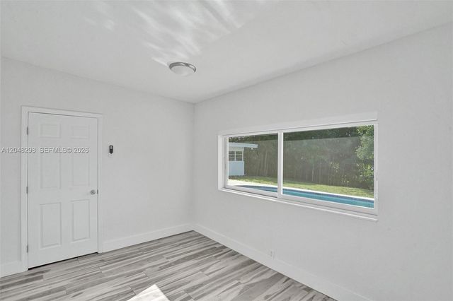 19260 NE 22nd Ave, North Miami Beach, FL 33180