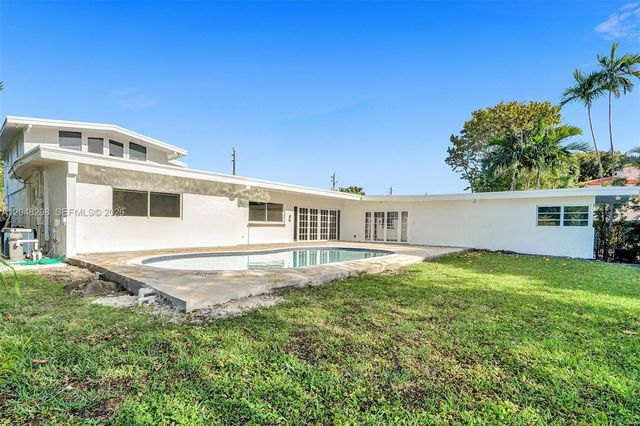 19260 NE 22nd Ave, North Miami Beach, FL 33180