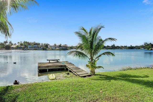 19260 NE 22nd Ave, North Miami Beach, FL 33180