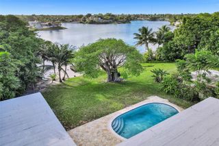 19260 NE 22nd Ave, North Miami Beach, FL 33180