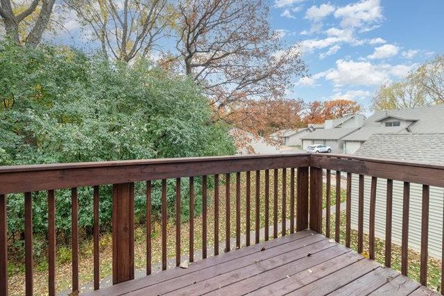 5503 E Bavarian Pass, Fridley, MN 55432