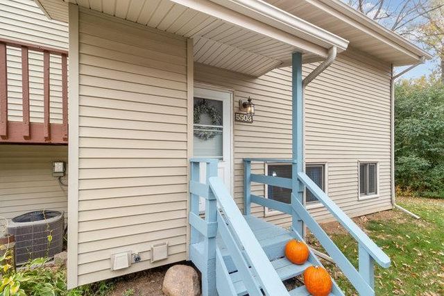 5503 E Bavarian Pass, Fridley, MN 55432