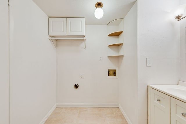 6000 Dunn Drive, The Colony, TX 75056