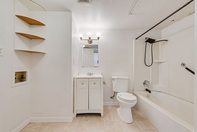 6000 Dunn Drive, The Colony, TX 75056