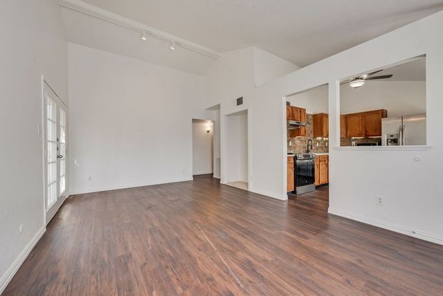 6000 Dunn Drive, The Colony, TX 75056