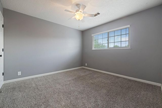 224 El Capitan Ave, Manteca, CA 95337