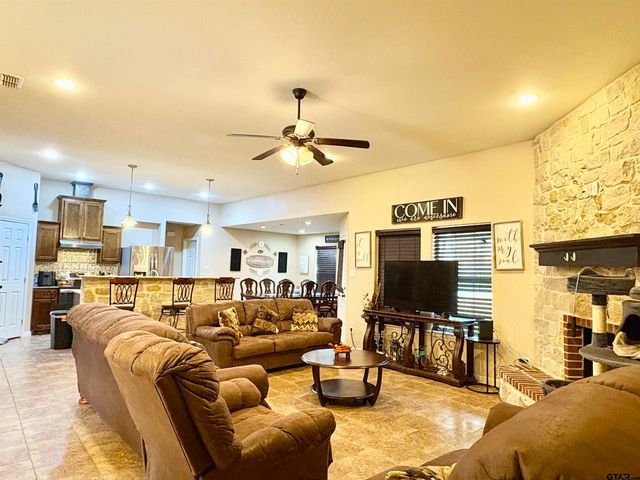 28 cr 3101, Pittsburg, TX 75686