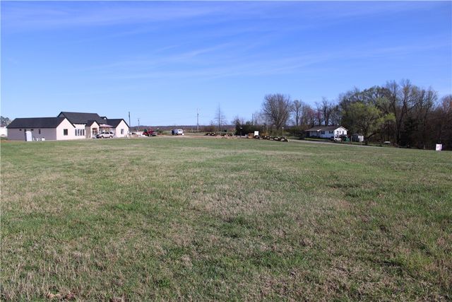 2309 Northern Trace Way, Tontitown, AR 72762