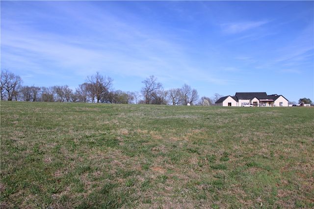 2309 Northern Trace Way, Tontitown, AR 72762