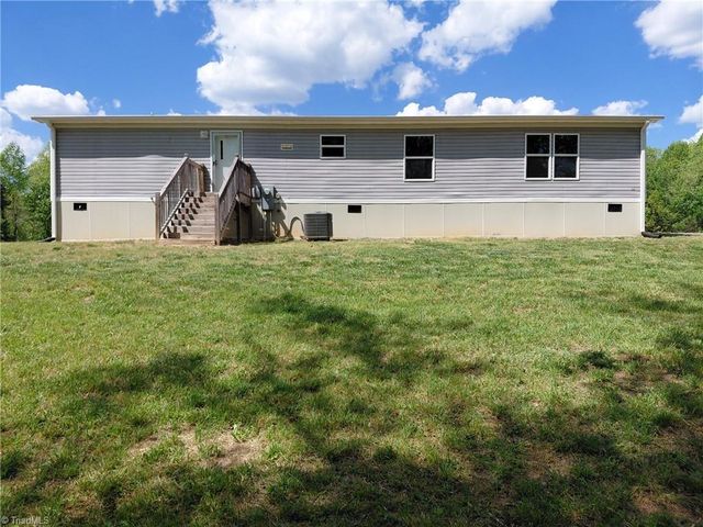 127 Ring Place Road, Mount Airy, NC 27030